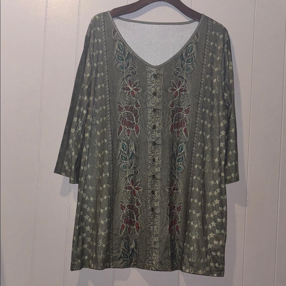 Floral Women's Top - Green & Red Tones 1X